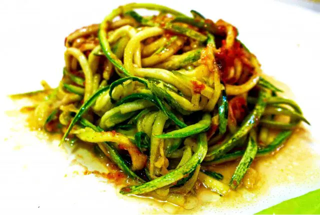 receta-vegana- espaguetis-calabacines